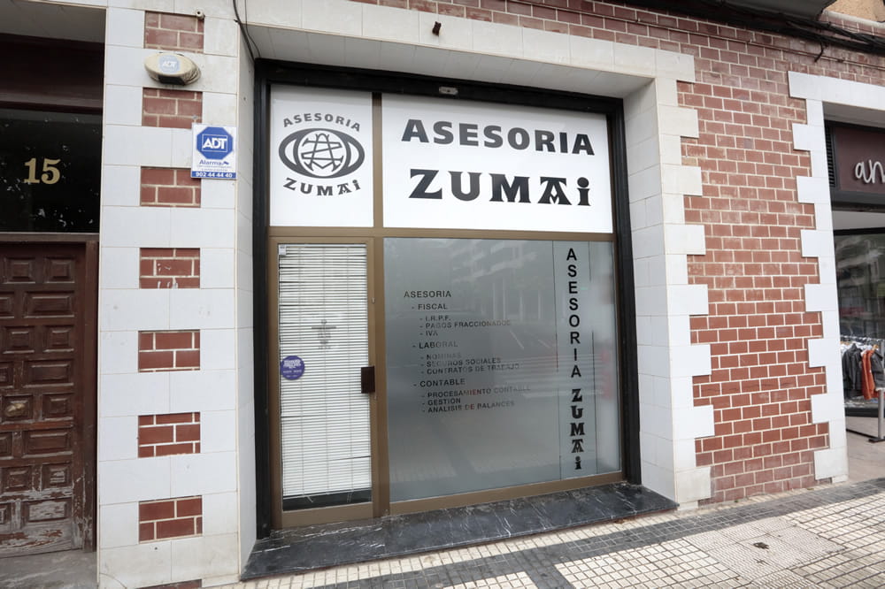 Ven a Amaia Plaza 15, Zumaia, te estamos esperando